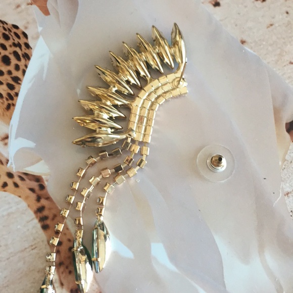 CLEO PEACOCK TASSEL EARRINGS - Picture 2 of 4